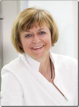 Portrait Dr.  Cornelia  Schmidt, Praxis für Kieferorthopädie und Ästhetische Zahnheilkunde, Hildesheim, Zahnärztin