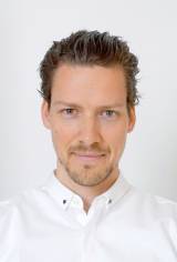 Portrait Dr. med. Arick Trettel, Hautarzt-Praxis Preetz , Überörtliche Gemeinschaftspraxis für Dermatologie, Allergologie, Venerologie, Aesthetische Dermatologie, kosmetische Dermatologie und Anti-Aging Medizin, Preetz, Hautarzt