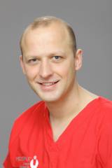 Portrait Dr. Christian Fischer, MED:SMiLE - Zahnärzte - Implantatzentrum, Mannheim, Zahnarzt