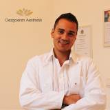 Portrait Dr. med. Bünyamin Özgören, Oezgoeren Aesthetik, Ihre ästhetische Arztpraxis, Bremen, Allgemeinarzt, Hausarzt