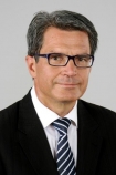 Portrait Prof. Andreas Roth, Klinik für Orthopädie, Unfallchirurgie und Plastische Chirurgie, Bereich Endoprothetik / Orthopädie, Leipzig, Orthopäde und Unfallchirurg