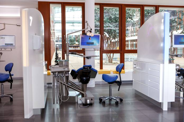 , Dr. Boris Sonnenberg, DR. SONNENBERG Kieferorthopädie, Stuttgart, Kieferorthopäde, Fachzahnarzt für Kieferorthopädie