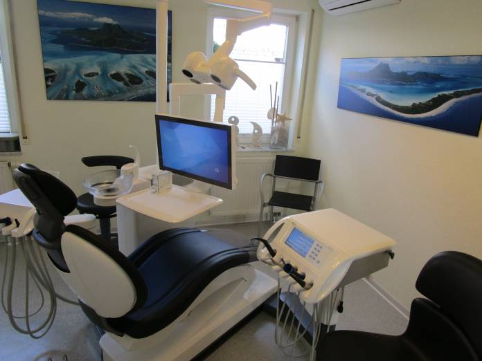 , Dr. med. dent. Axel Widmayer, Zahnarztpraxis, Brackenheim, Zahnarzt