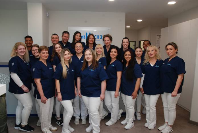 , Henoch Hurtig, Zahnarzt Nürnberg - dentHOCH3 Zahnarztpraxis Henoch Hurtig, Nürnberg, Zahnarzt