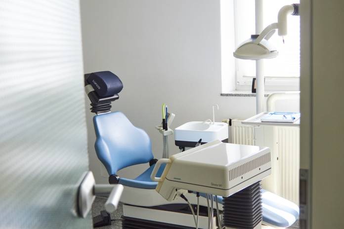 , Patrick Hanel, Zahnarztpraxis Hanel | Zahnarzt in Langen, Langen (Hessen), Zahnarzt